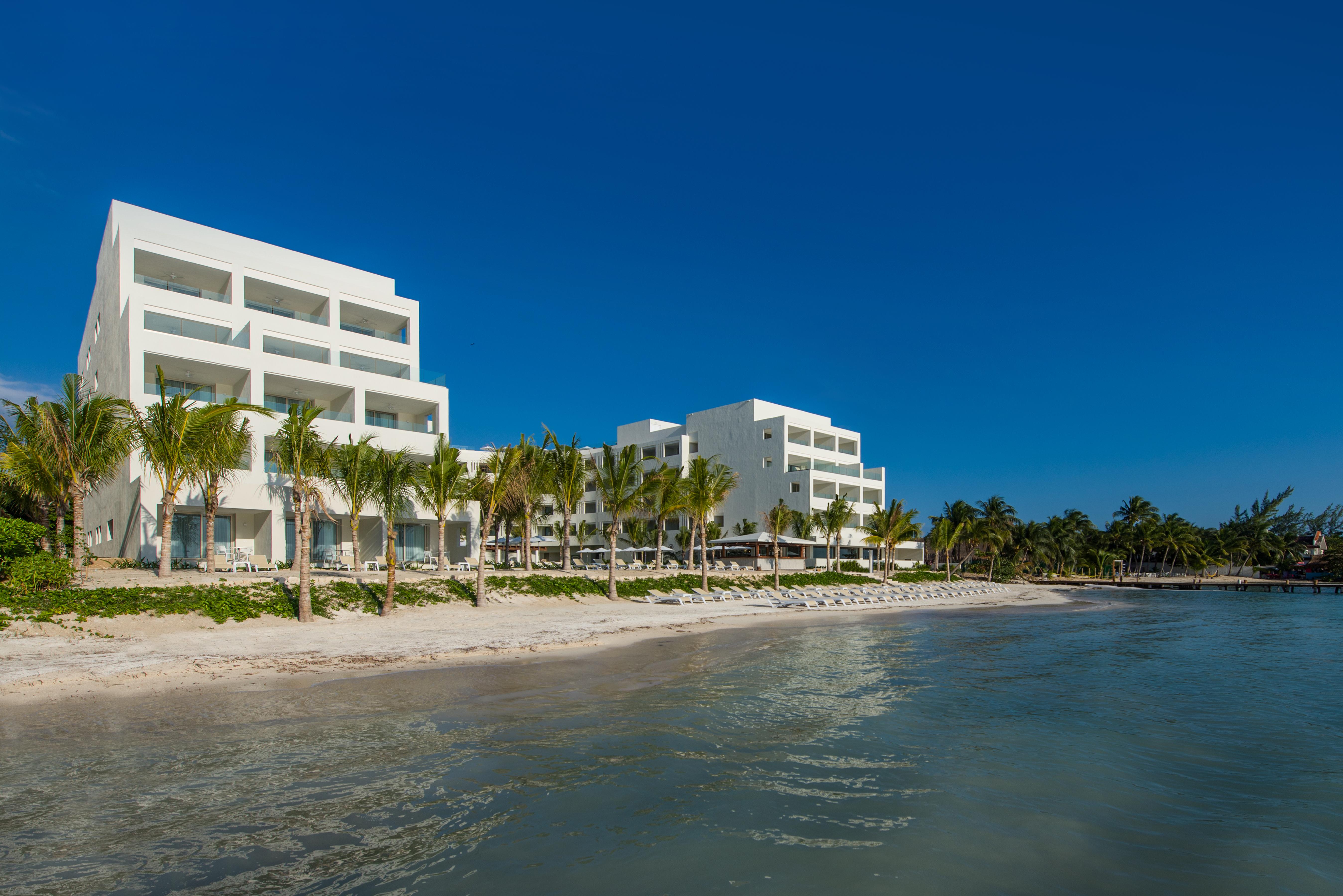 Izla Beach Front Hotel Isla Mujeres Extérieur photo